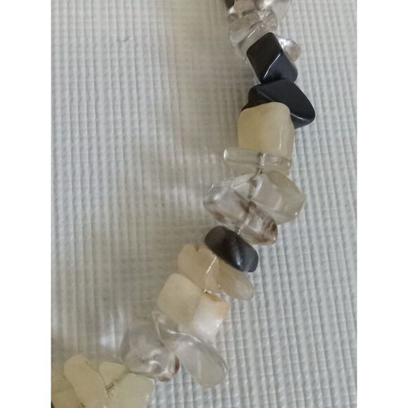 Black and Beige Faux Sea Glass Beaded Shards Memory Wire Choker Style Necklace - Picture 4 of 7